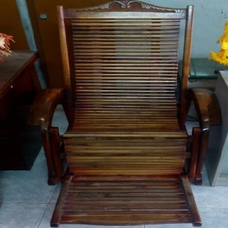 Thanh lý ghế gỗ nằm - 